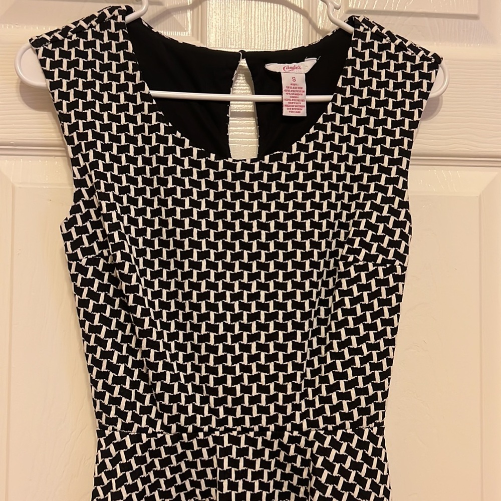 Black and white geometric dress